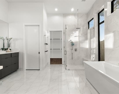 3771 Almazan Drive - Photo Thumbnail 18