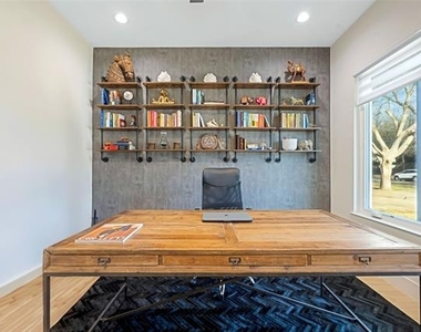 3111 Hedgerow Drive - Photo Thumbnail 17
