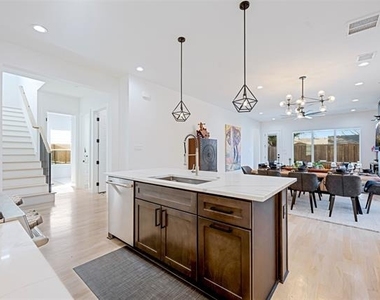 3111 Hedgerow Drive - Photo Thumbnail 29
