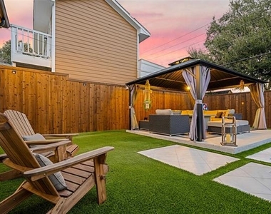 3111 Hedgerow Drive - Photo Thumbnail 7