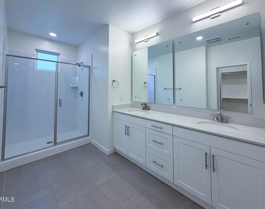 1568 E Thompson Boulevard - Photo Thumbnail 29