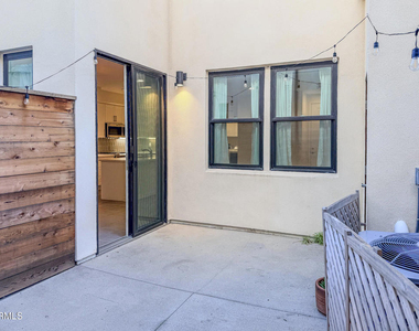 1568 E Thompson Boulevard - Photo Thumbnail 20