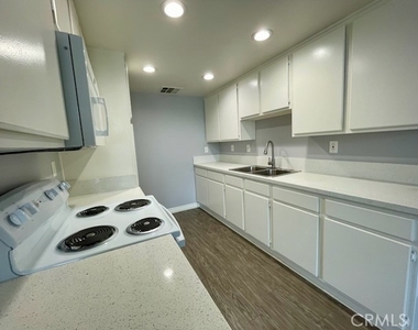 100 N Glendora Avenue - Photo Thumbnail 3