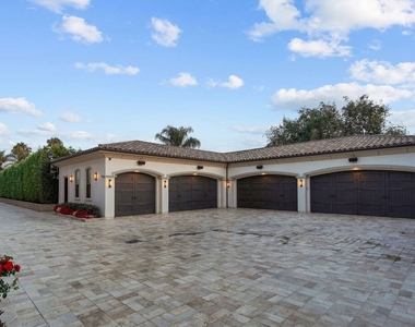 20101 Cypress Street - Photo Thumbnail 2