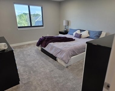 527 Se Vallarta Drive - Photo Thumbnail 55