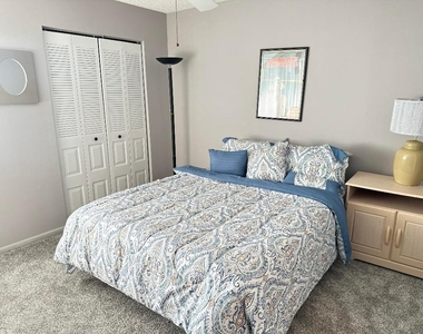 7593 Tahiti Lane - Photo Thumbnail 10