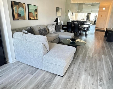 7593 Tahiti Lane - Photo Thumbnail 8