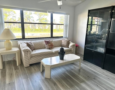 7593 Tahiti Lane - Photo Thumbnail 6