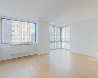 777 6th Avenue - Photo Thumbnail 28