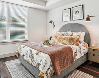 228 Athenia Drive - Photo Thumbnail 61