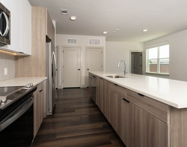 228 Athenia Drive - Photo Thumbnail 83