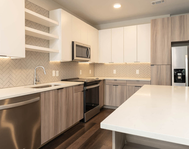 228 Athenia Drive - Photo Thumbnail 8