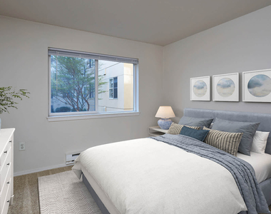 938 110th Ave Ne - Photo Thumbnail 52
