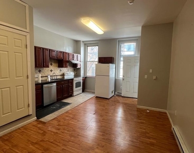 1115 Walnut Street - Photo Thumbnail 10