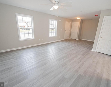242 Morgans Court - Photo Thumbnail 13