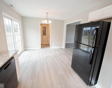 242 Morgans Court - Photo Thumbnail 19