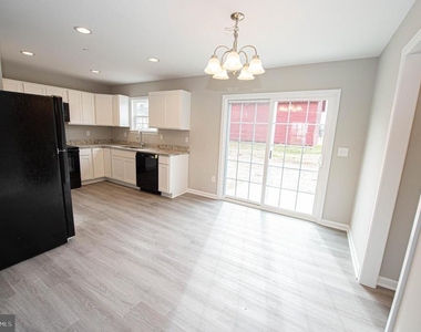 242 Morgans Court - Photo Thumbnail 15