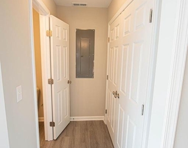 242 Morgans Court - Photo Thumbnail 24