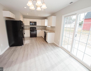 242 Morgans Court - Photo Thumbnail 28