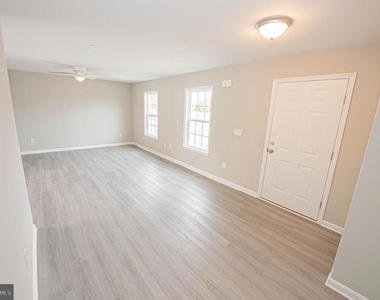 242 Morgans Court - Photo Thumbnail 32