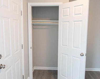 242 Morgans Court - Photo Thumbnail 9
