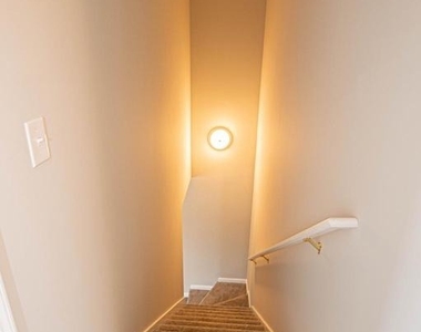 242 Morgans Court - Photo Thumbnail 36