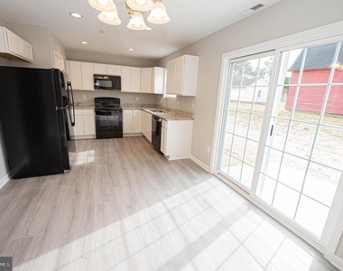 242 Morgans Court - Photo Thumbnail 23