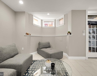 1135 6th Street Nw - Photo Thumbnail 6