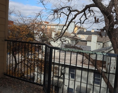 2802 Nueces St - Photo Thumbnail 14