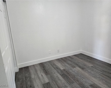 2670 Broadway - Photo Thumbnail 8