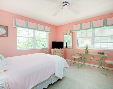 361 1st Avenue N - Photo Thumbnail 21