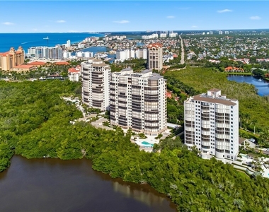 8990 Bay Colony Drive - Photo Thumbnail 33
