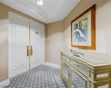 4021 Gulf Shore Boulevard N - Photo Thumbnail 1