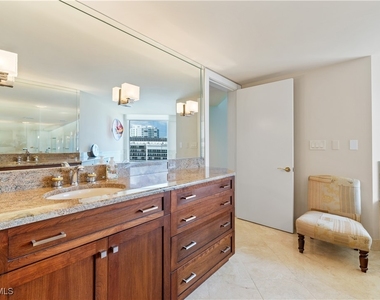 4021 Gulf Shore Boulevard N - Photo Thumbnail 32