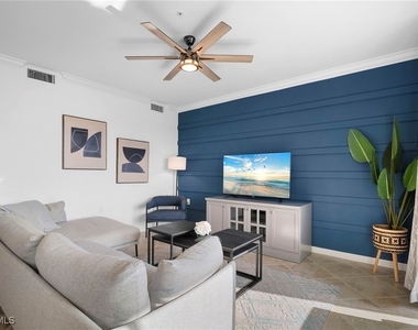 43030 Greenway Boulevard - Photo Thumbnail 5