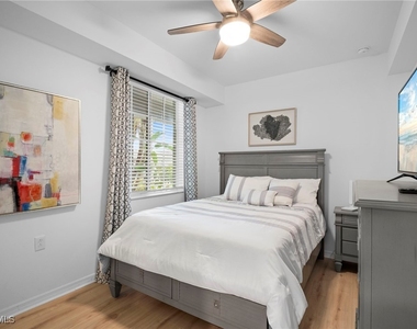43030 Greenway Boulevard - Photo Thumbnail 18