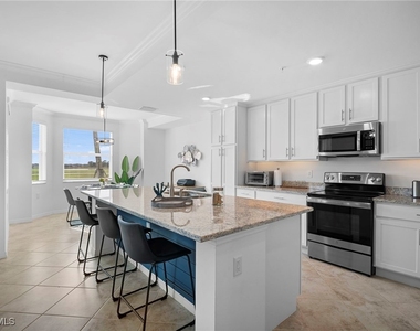 43030 Greenway Boulevard - Photo Thumbnail 3