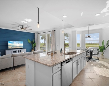 43030 Greenway Boulevard - Photo Thumbnail 14