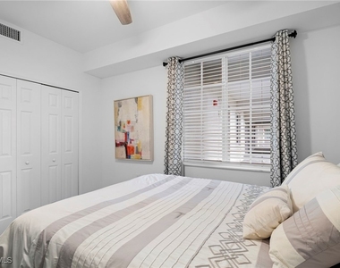 43030 Greenway Boulevard - Photo Thumbnail 19