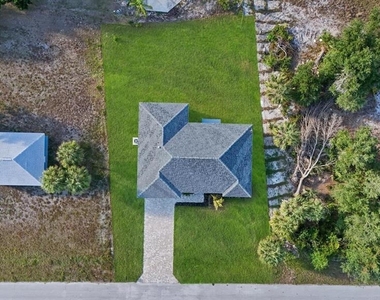 3038 Sargeant Street - Photo Thumbnail 1