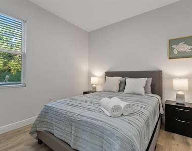 3038 Sargeant Street - Photo Thumbnail 13