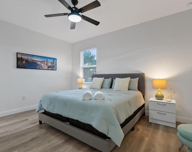 3471 Winona Street - Photo Thumbnail 15