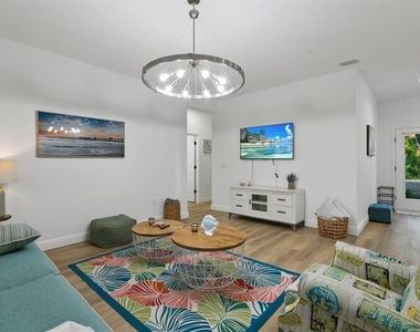 3471 Winona Street - Photo Thumbnail 10
