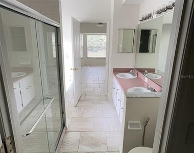 8517 Fawn Creek Drive - Photo Thumbnail 18