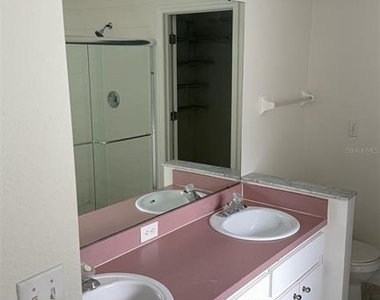 8517 Fawn Creek Drive - Photo Thumbnail 15