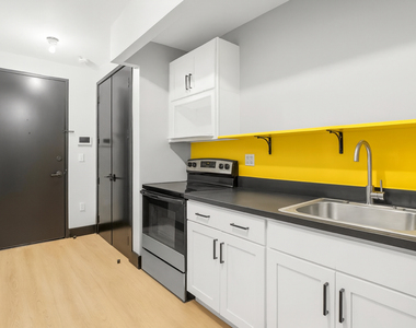 250 Winthrop Street - Photo Thumbnail 8