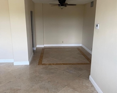 2555 Ne 11th Street - Photo Thumbnail 2