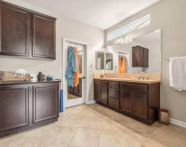 81835 Golden Star Way - Photo Thumbnail 21