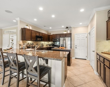 81835 Golden Star Way - Photo Thumbnail 13