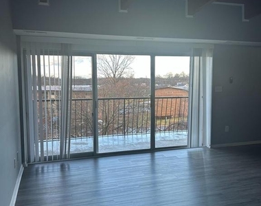 7609 Fontainebleau Drive - Photo Thumbnail 1